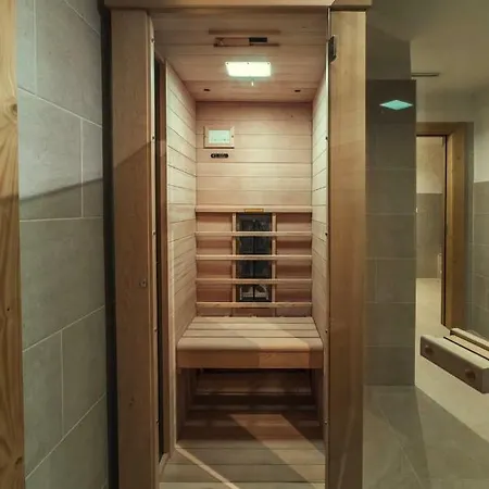 Sophie De Luxe Dolina Demianowska